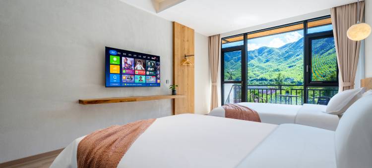 龙潭吟客栈(安吉章村龙王山峡谷漂流店)图片