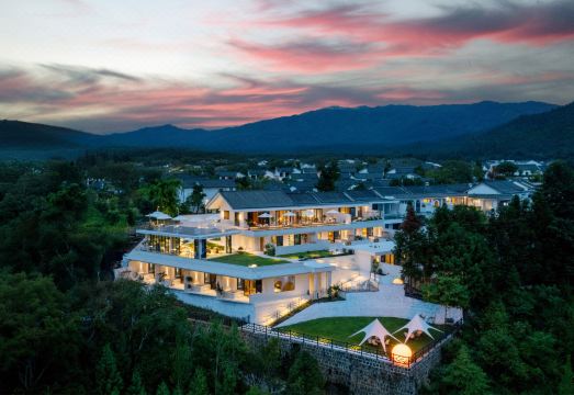 Tengchong Breeze and Courtyard Natural Hot Spring Homestay over view