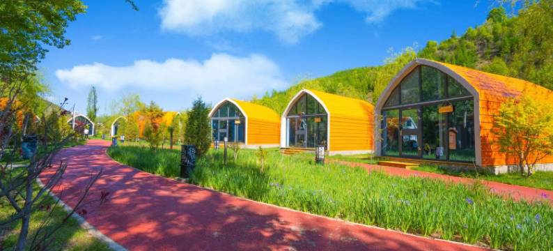 隆德盘龙山庄图片