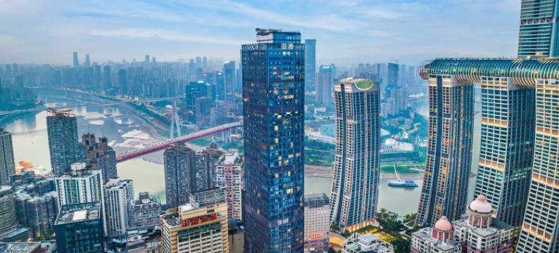重庆亚善高空江景酒店(解放碑来福士广场店)图片