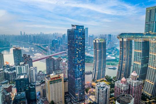 重慶亞善高空江景酒店（解放碑來福士廣場店）