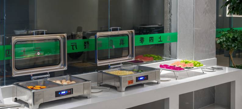 如家·云上四季尚品酒店(瑞丽财富广场旅游步行街店)图片