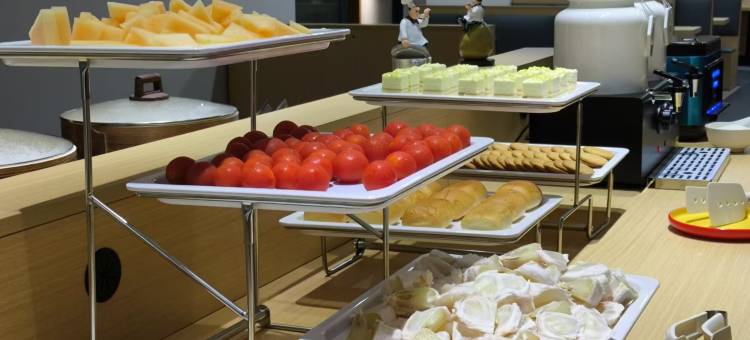 乐去智选酒店(广汉夜市高铁北站店)图片