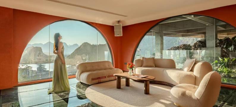 秀山一色悬崖山居民宿图片