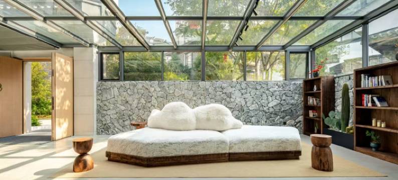 秀山一色悬崖山居民宿图片