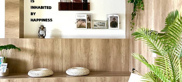 无隐良居酒店(弥勒中龙时代中心店)图片