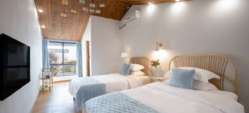 涠洲岛繁花.鲸落民宿(天主教堂贝壳沙滩店)图片