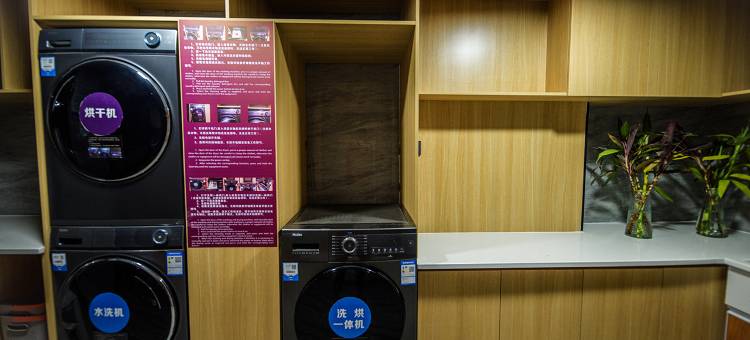 纪龙酒店(龙里县中医医院店)图片