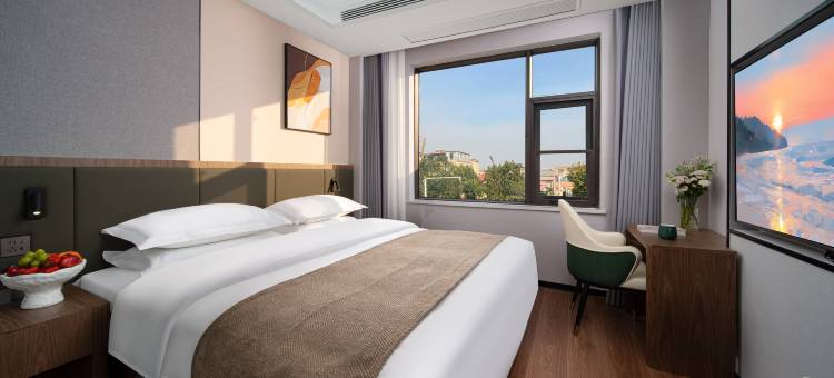 忆江南酒店(上蔡蔡都大道汽车东站店)图片