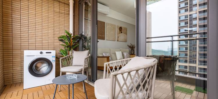 清远淼蕾屋度假公寓(银盏站时代领峰店)图片