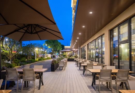 Wyndham Garden Shanghai Pudong Hotel Overview