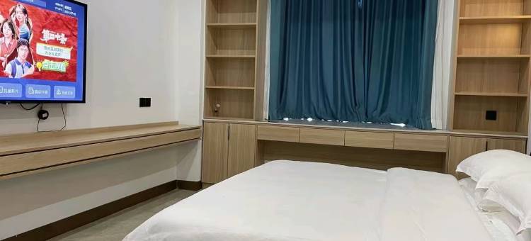 城小蜗电竞酒店(信阳工业城店)图片