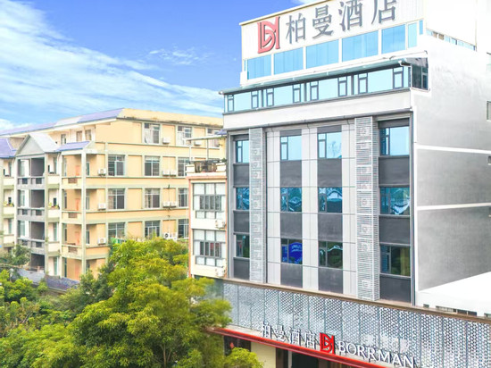 柏曼酒店(百色靖西锦绣古镇店)
