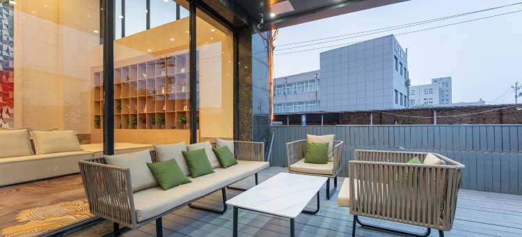 格林豪泰智选酒店(山东国际会展中心齐鲁茶城店)图片