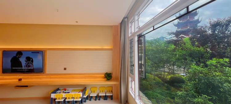 河塘夜景江景•SlowTime美学民宿(镇远古城景区店)图片