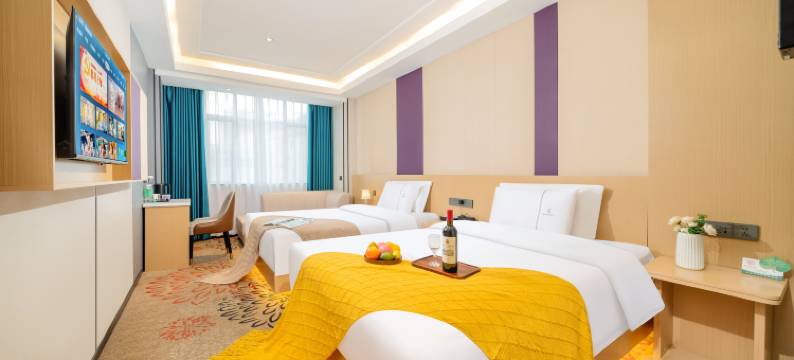 启航智享酒店(广州黄埔南岗万达广场店)图片