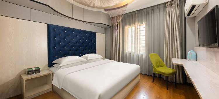 慈利皇朝假日酒店(人民广场店)图片