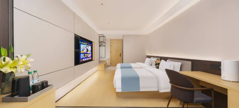 柏蕴天辰酒店(乌鲁木齐站高铁站北广场店)图片