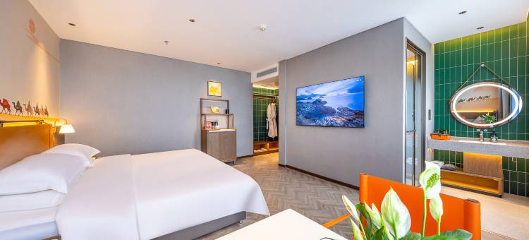 敦煌滨河国际大酒店(沙洲夜市店)图片