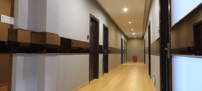 陶里小筑酒店(人民广场陶阳里景区店)图片