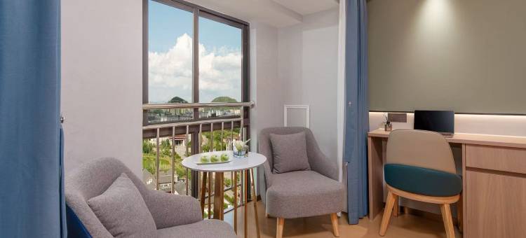 异刻空间酒店(贵阳花溪大学城店)图片