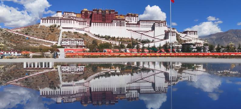 拉萨缘起客栈(大昭寺店)图片