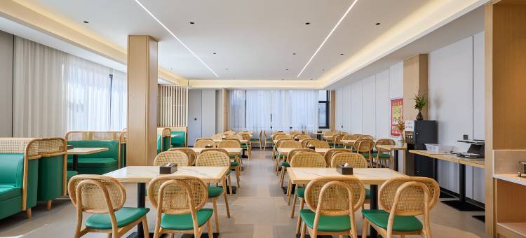 柏纳酒店(那拉提旅游风景区店)图片