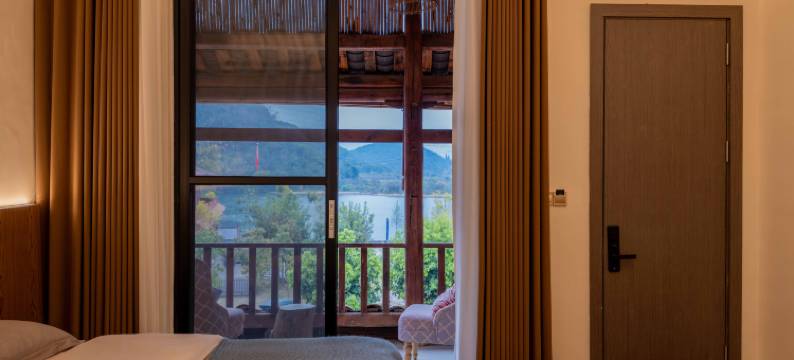 普者黑闲庭院湖景民宿图片