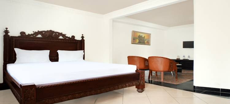 Belvilla 茂物靠近 Citra Alam Riverside(原阿里斯比鲁酒店)(Belvilla Bogor near Citra Alam Riverside formerly Aries Biru Hotel)图片