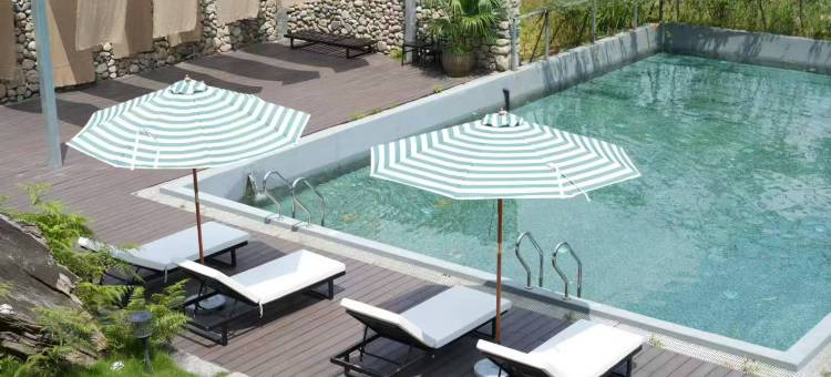 村头芳 · 若谷山房图片