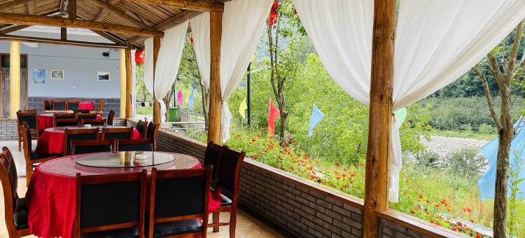 黄柏塬隐仙山庄图片