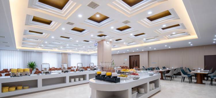 季枫国际酒店(信阳新十六大街店)图片