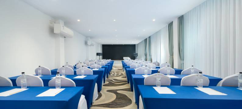 云悦酒店(南宁广西大学鲁班路地铁站店)图片