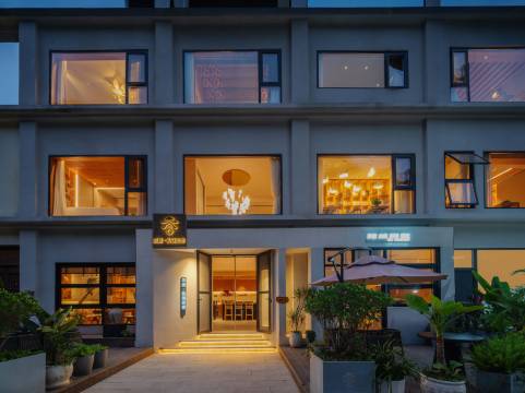 元江泛庭私汤设计师温泉度假民宿