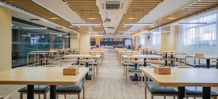 格林豪泰智选酒店(丹阳眼镜工业园区中北学院店)图片