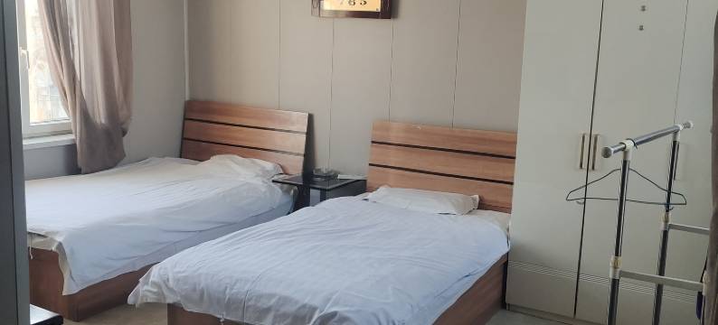 隆源军政招待所图片