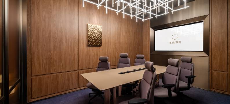 上饶高铁站桔子水晶酒店图片