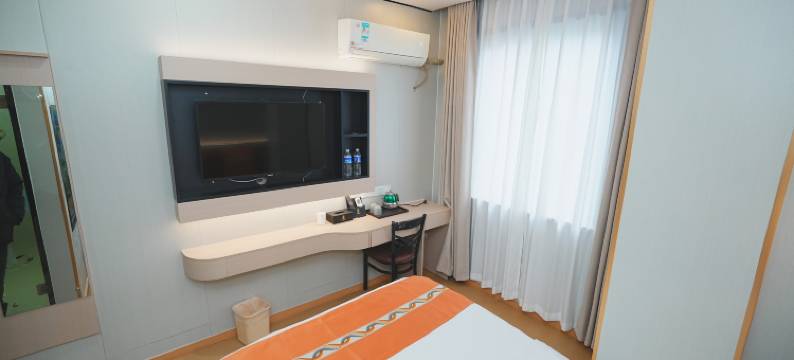 上海神州酒店(彭浦新村地铁站店)图片