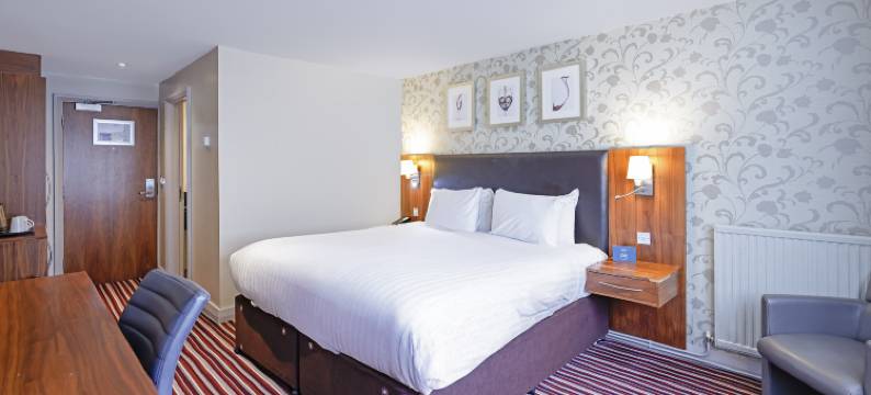 Gloucester Robinswood Hotel by Sunday图片