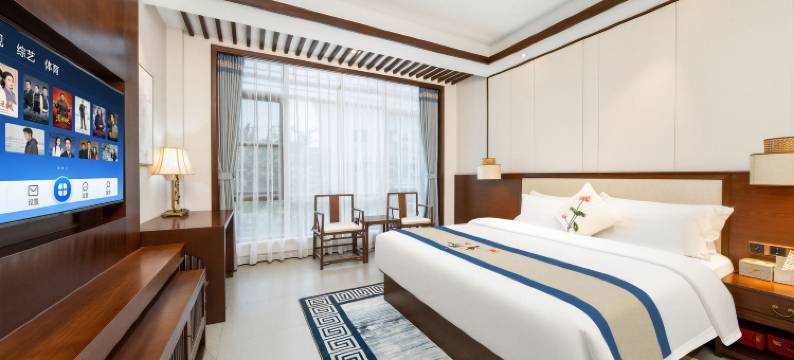 铂顿国际公寓(柳州窑埠古镇蟠龙山店)图片