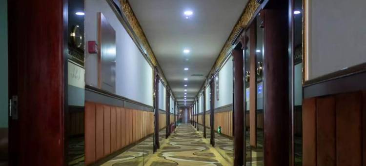 霍林郭勒滨河大酒店(通辽霍林郭勒火车站霍林河夜市店)图片