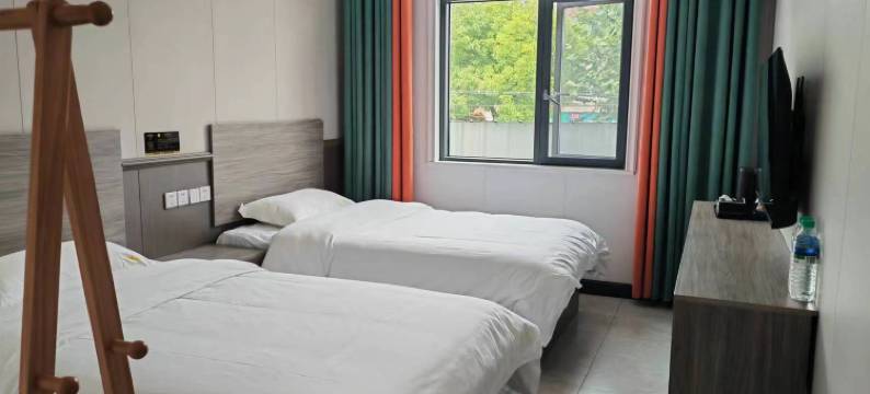 武汉恒鑫宾馆(汉南大道店)图片