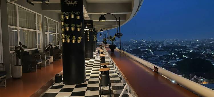 三宝垄 MG 塞托斯酒店(MG Setos Hotel Semarang)图片