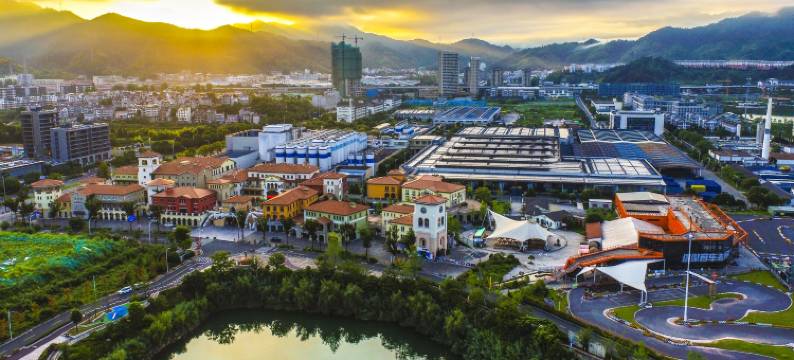 千岛湖啤酒假日酒店(啤酒小镇店)图片