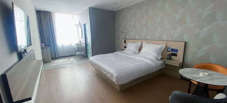 铂曼酒店(茫崖花土沟店)图片