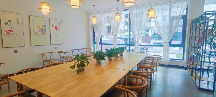 栾川半山溪语民宿(老君山中灵索道店)图片