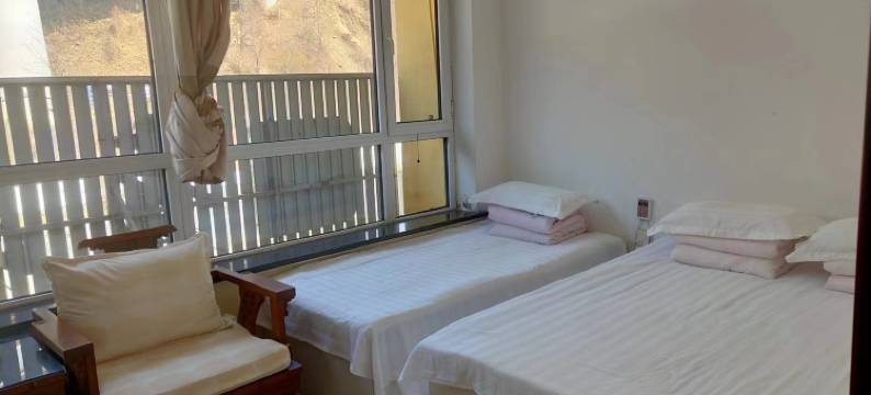 桓仁李六农家院图片