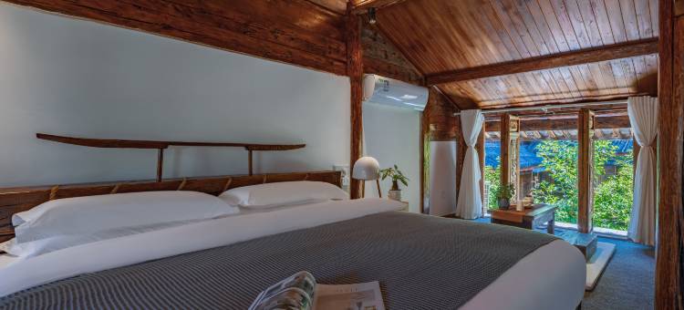 世外·唐卡主题客栈(束河古镇店)图片