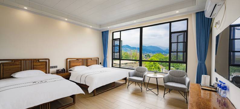 都江堰兰兮畔民宿(青城山高铁站店)图片