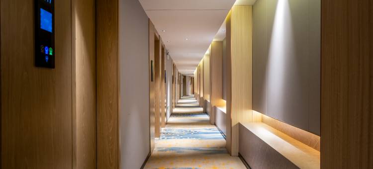 格菲酒店(武汉光谷广场杨家湾地铁站店)图片